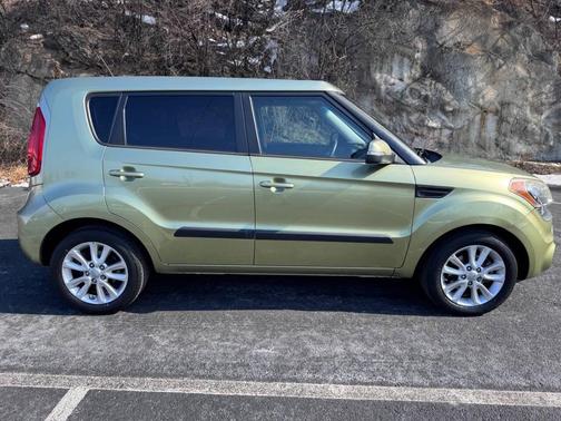 2012 Kia Soul +