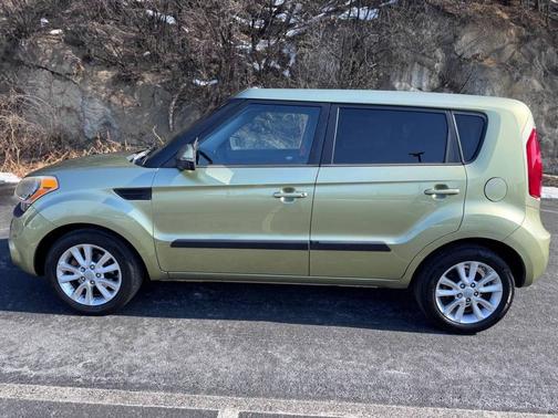 2012 Kia Soul +