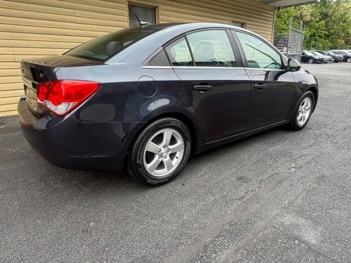 Black Granite Metallic 2014 Chevrolet Cruze 1LT
