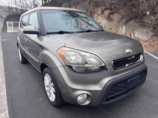 2013 Kia Soul +