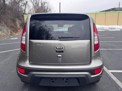 2013 Kia Soul +