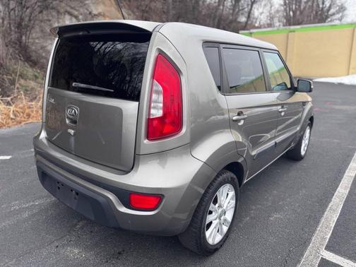 2013 Kia Soul +