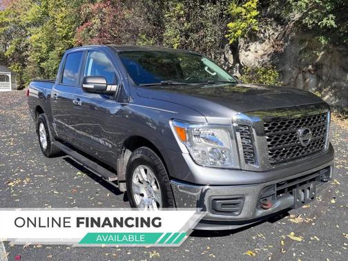 2018 Nissan Titan SV