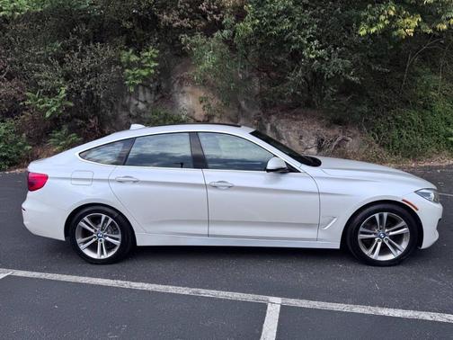 2018 BMW 330 Gran Turismo 330i xDrive Gran Turismo AWD 4dr Hatchback