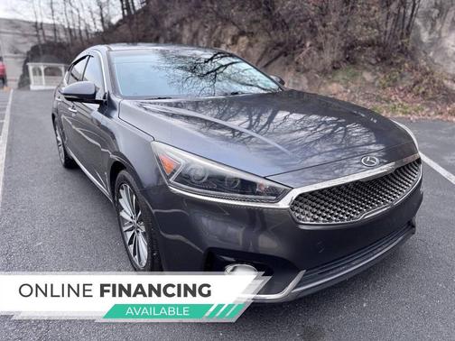 2017 Kia Cadenza Premium 4dr Sedan
