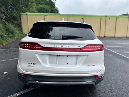 2015 Lincoln MKC Base