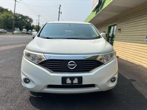 2014 Nissan Quest LE