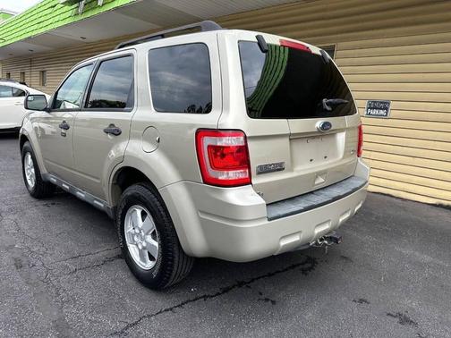 2010 Ford Escape XLT