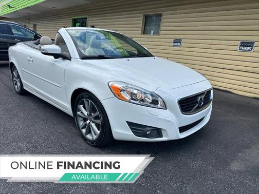 2011 Volvo C70 T5 2dr Convertible