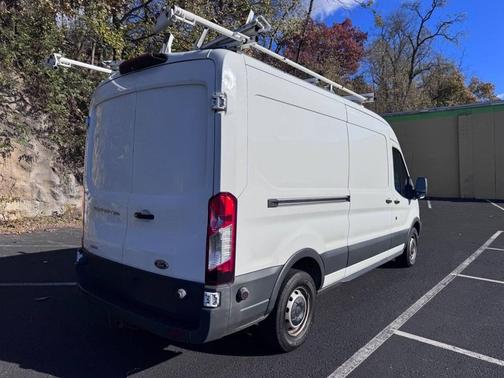 2018 Ford Transit-250 Base