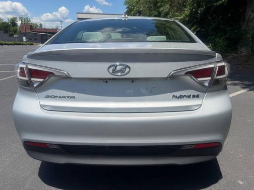 Starlight Silver 2017 Hyundai SONATA Hybrid SE