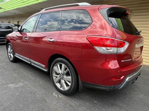 2013 Nissan Pathfinder Platinum