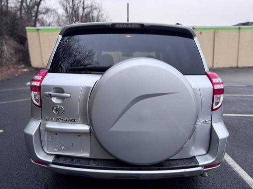 2009 Toyota RAV4 Limited