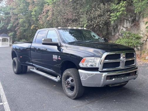2014 RAM 3500 Tradesman 4x4 4dr Crew Cab 8 ft. LB DRW Pickup