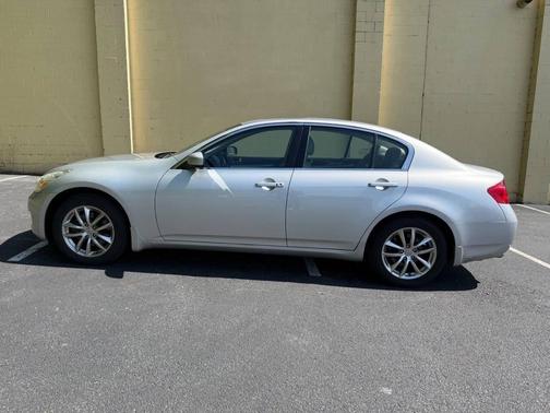 Liquid Platinum 2007 INFINITI G35x Base