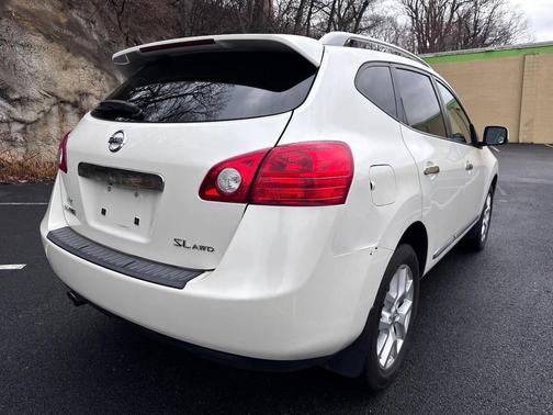2011 Nissan Rogue SV