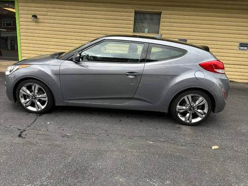 2017 Hyundai Veloster Value Edition