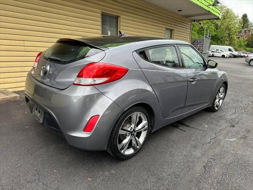 2017 Hyundai Veloster Value Edition