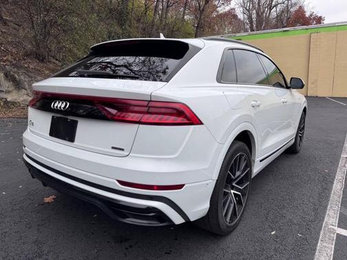 2020 Audi Q8 55 Premium Plus