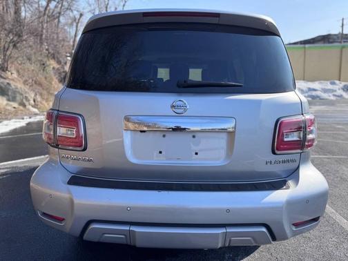 2017 Nissan Armada Platinum 4x4 4dr SUV