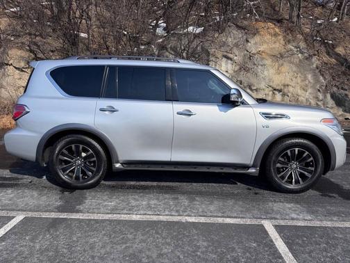 2017 Nissan Armada Platinum 4x4 4dr SUV