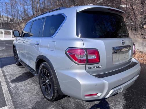 2017 Nissan Armada Platinum 4x4 4dr SUV