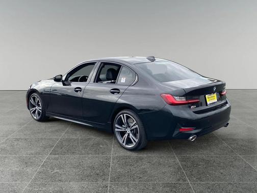 2022 BMW 330 