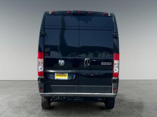 2025 RAM ProMaster 2500 Tradesman