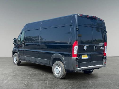 2025 RAM ProMaster 2500 Tradesman