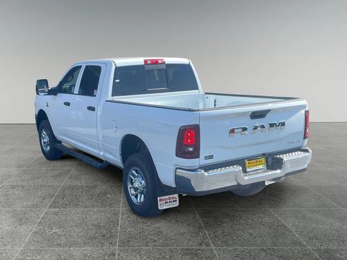 2025 RAM 2500 Tradesman Crew Cab 4x4 6'4' Box