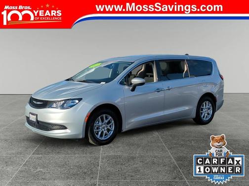 2023 Chrysler Voyager LX