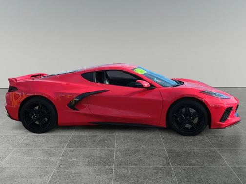2021 Chevrolet Corvette Stingray w/2LT