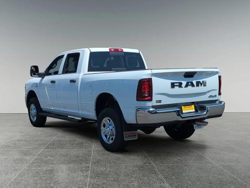 2025 RAM 2500 Tradesman Crew Cab 4x4 6'4' Box
