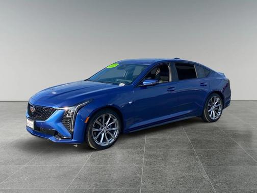 2025 Cadillac CT5 Sport