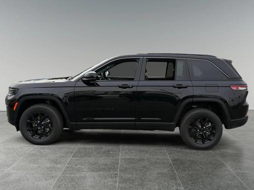 2026 Jeep Grand Cherokee Altitude