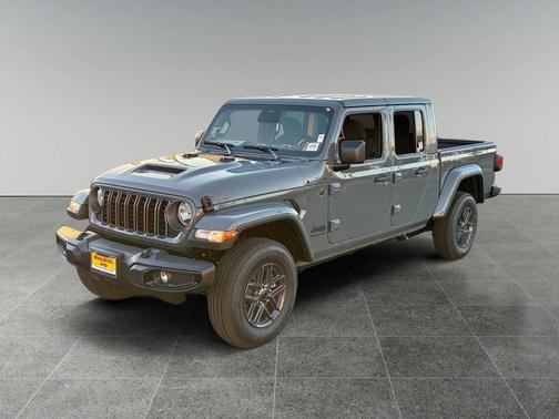 2026 Jeep Gladiator Sport S