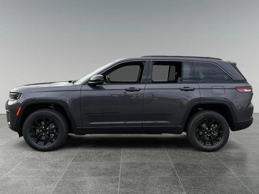 2026 Jeep Grand Cherokee Altitude