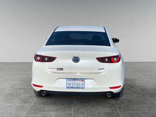 2022 Mazda Mazda3 FWD w/Preferred Package