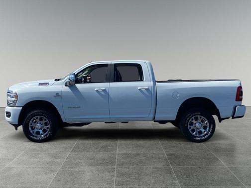 Bright White Clearcoat 2024 RAM 2500 Laramie Crew Cab 4x4 6'4' Box
