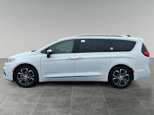 2026 Chrysler Pacifica L