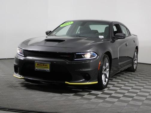 Photo 2 of 9 of 2022 Dodge Charger GT
