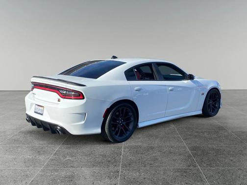 2020 Dodge Charger Scat Pack