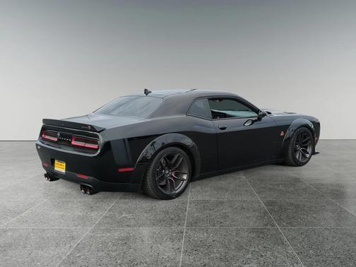 2021 Dodge Challenger R/T Scat Pack Widebody