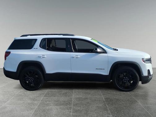 2023 GMC Acadia AWD SLE