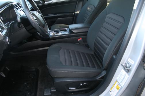 2018 Ford Fusion Hybrid SE