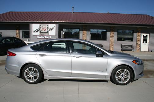 2018 Ford Fusion Hybrid SE