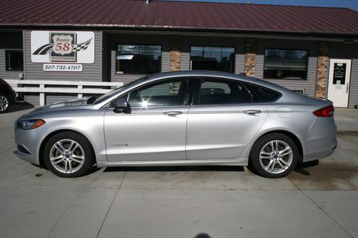 2018 Ford Fusion Hybrid SE