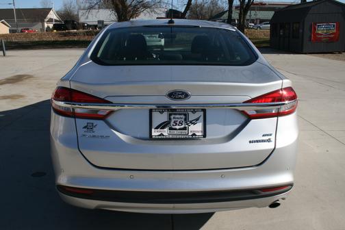 2018 Ford Fusion Hybrid SE