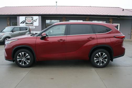 2020 Toyota Highlander XLE