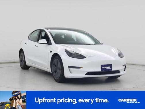 White 2022 Tesla Model 3